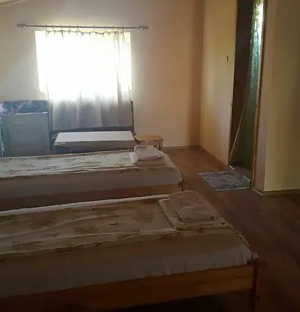 Kupenovi Guest house