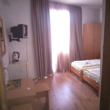 Kupenovi Guest house